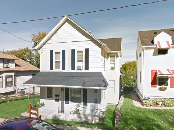 1340 Belmont St, Dubuque, IA 52001