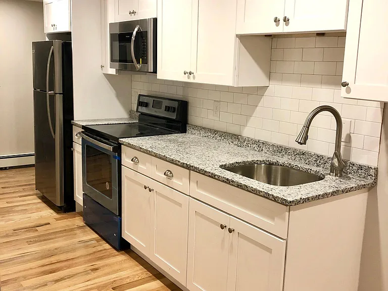 40 School St #3 — Photo 1