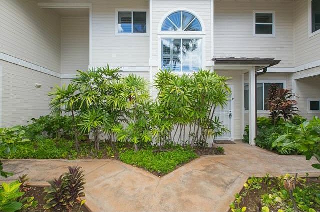 1st image of 92-1527 Aliinui Dr #14F