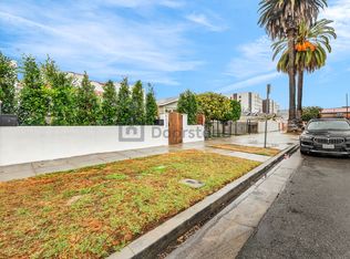 8633 Menlo Ave, Los Angeles, CA 90044