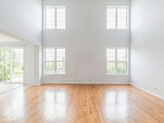 5th image of 10786 Sawgrass Ln