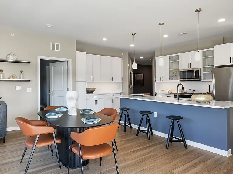 Aster Grove — Photo 48