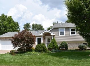 509 Bristol Ln, Schaumburg, IL 60194