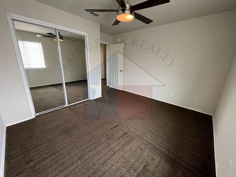 5400 Jitterbug Ct — Photo 18