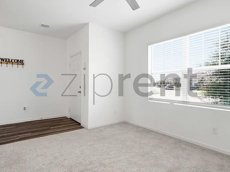1021 Pin Cherry Ln — Photo 7