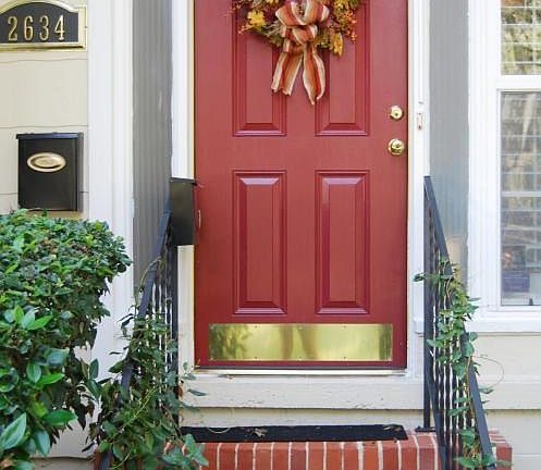 2nd image of 2634 Iroquois Ave