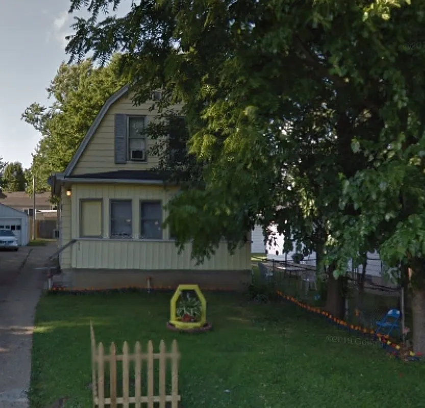 819 E Virginia Ave photo 1