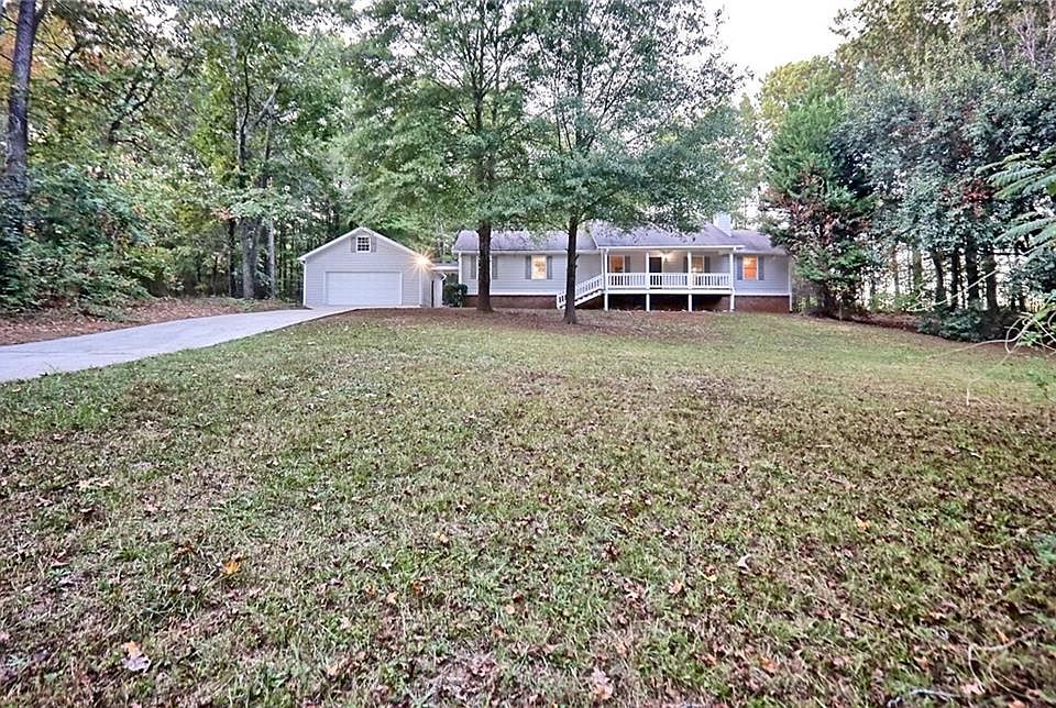 1st image of 25 Salem Cir