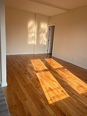 2nd image of 1302 Newkirk Ave APT 2C