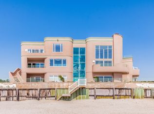 4 Sunset Ct, Brigantine, NJ 08203