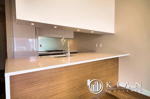 Sold by Kian Realty | media 15