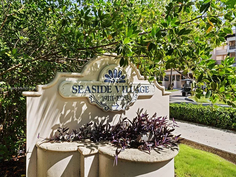 19217 Fisher Island Dr #19217 — Photo 43