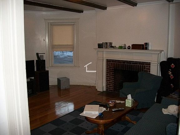 3rd image of 157C Thorndike St #0001