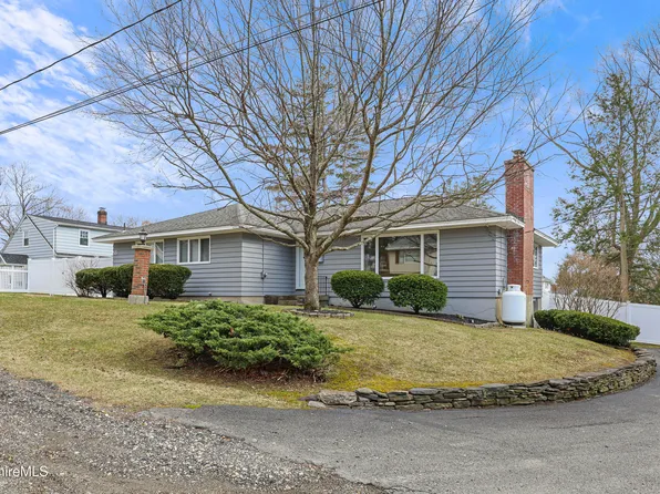 55 Crystal St, Pittsfield, MA 01201