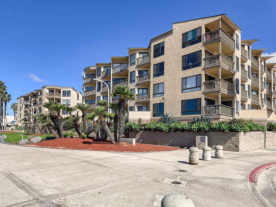 1st image of 4465 Ocean Blvd Unit 3