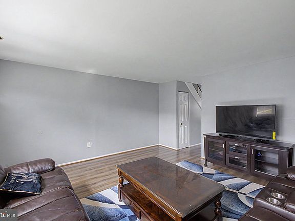 5th image of 4447 Norfen Rd