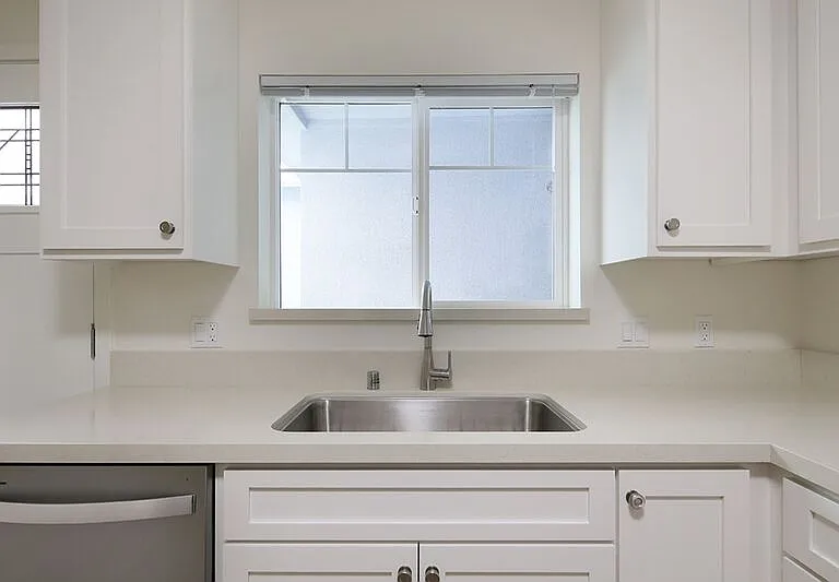 4358-4360 Ocean View Blvd #4358 — Photo 4