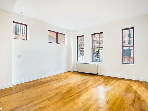 3rd image of 21 S William St APT 5E