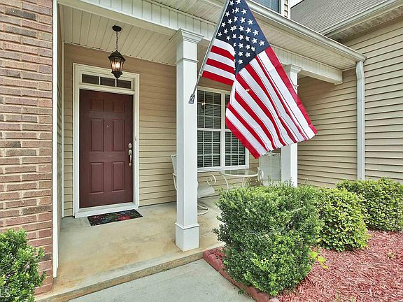 3rd image of 555 Millbrook Village Dr