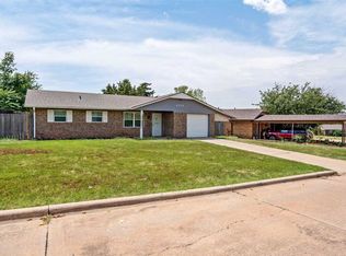 4713 SE Sunnymeade Dr, Lawton, OK 73501