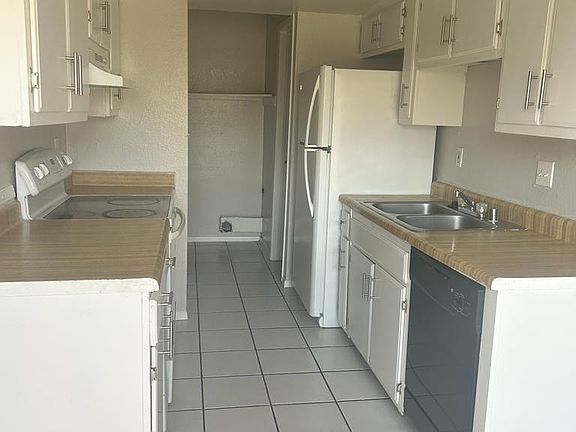 4th image of 10907 Bob Stone Dr APT C