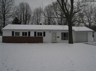 6127 Mark Dr, Bedford Heights, OH