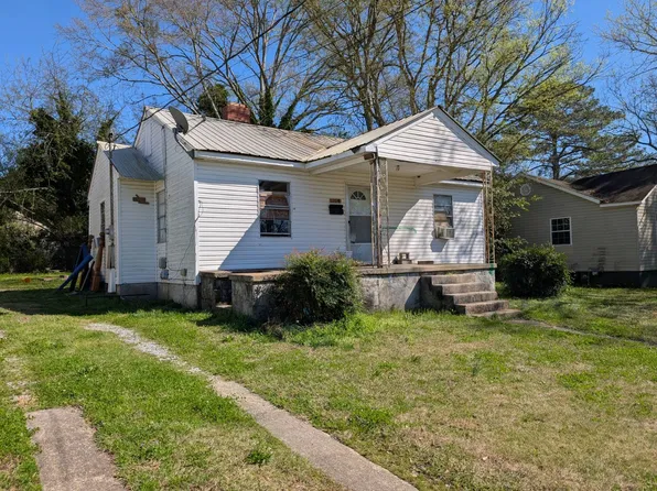 1204 Vinson Ave, Gadsden, AL 35903