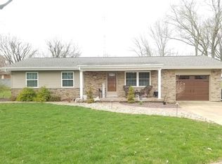 957 S Buhrman St, Nashville, IL 62263