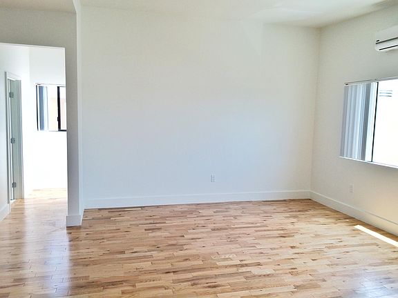 4th image of 4356 Burns Ave APT 1