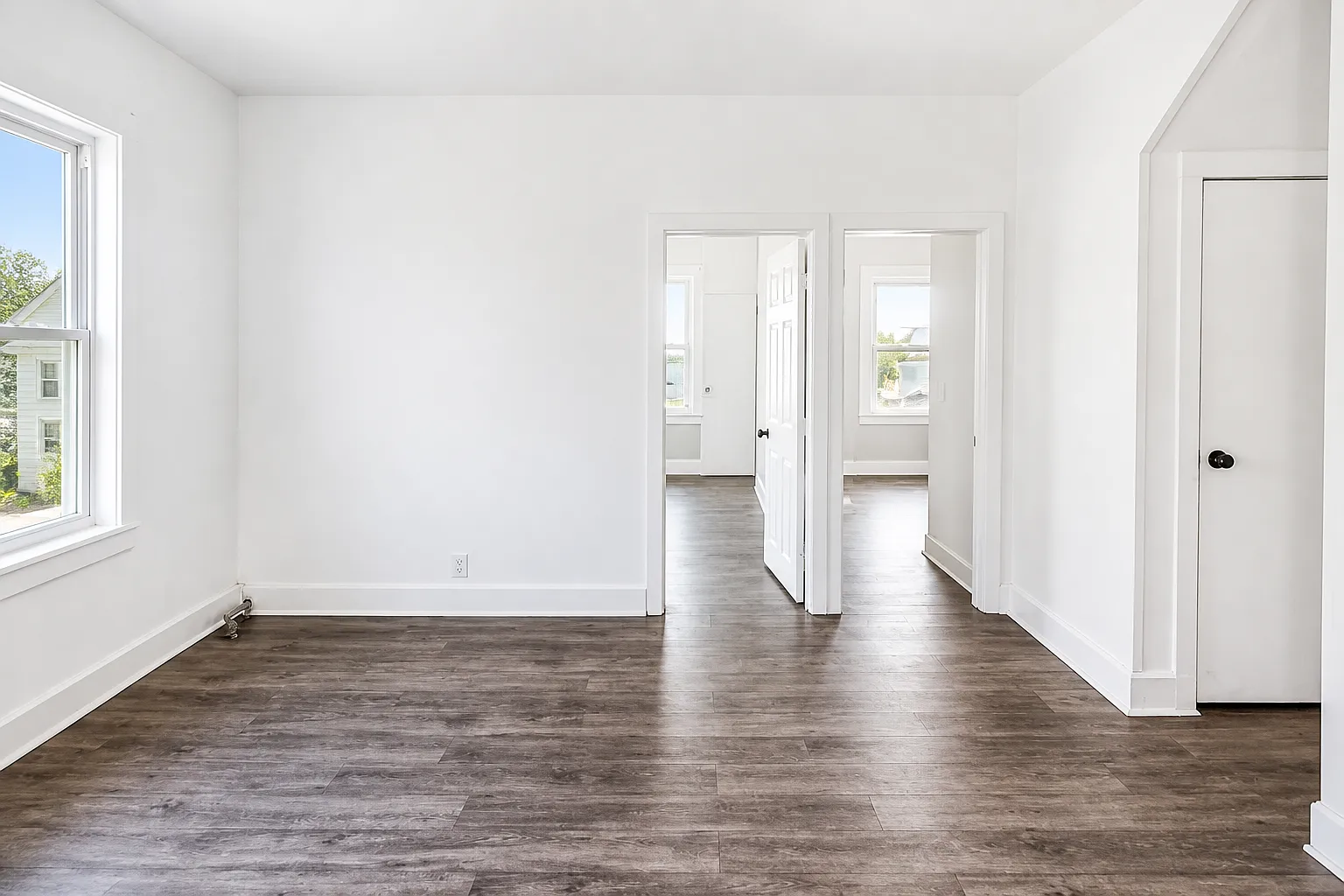 4 bed, 850 sqft, $2,550 — Photo 4