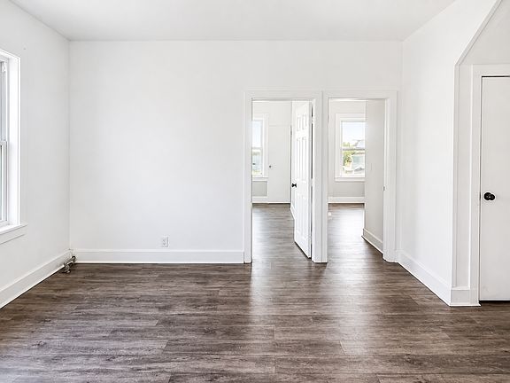 4th image of 1035 Morris St #2A