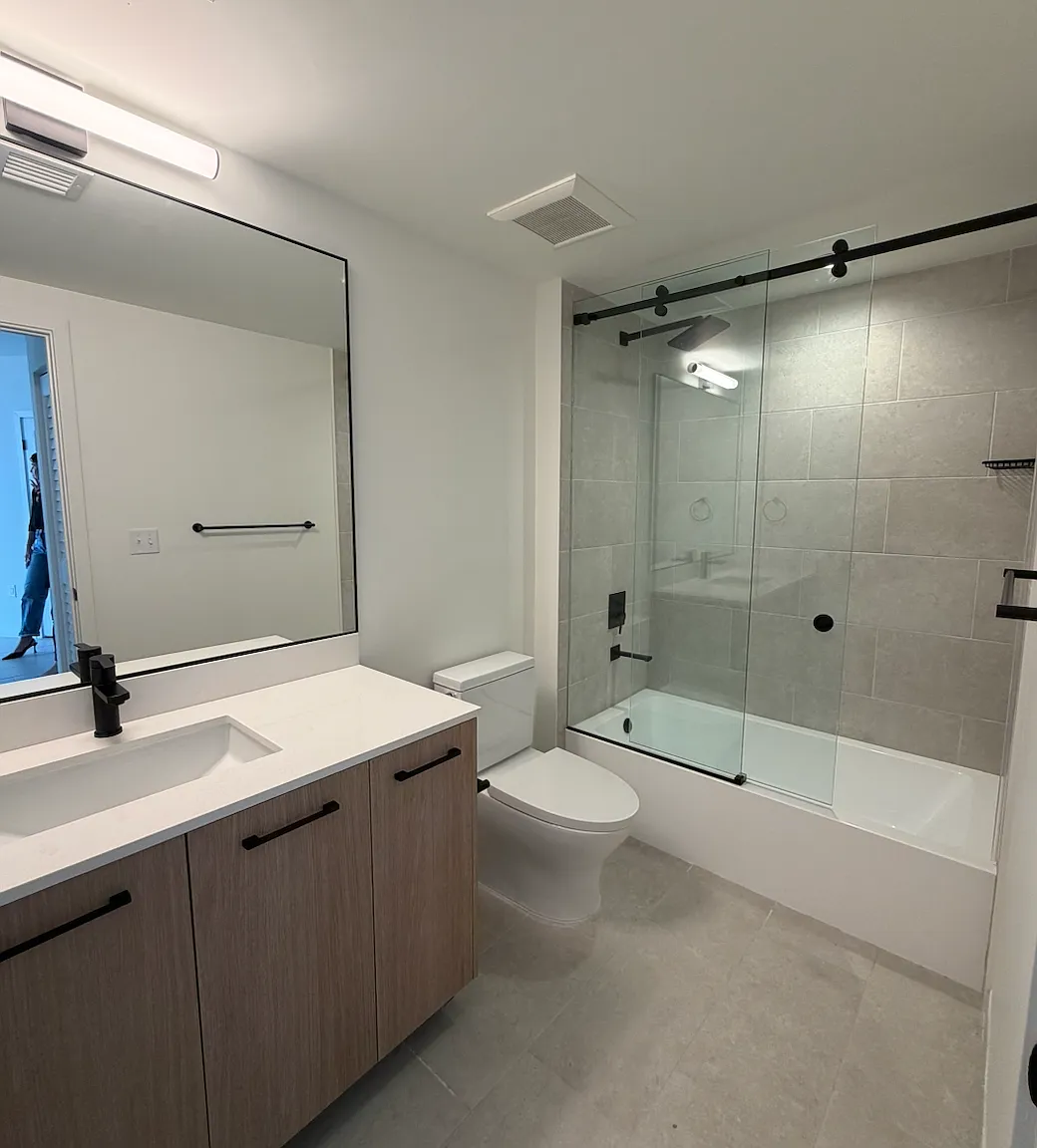 2 bed, 1110 sqft, $2,950 — Photo 4