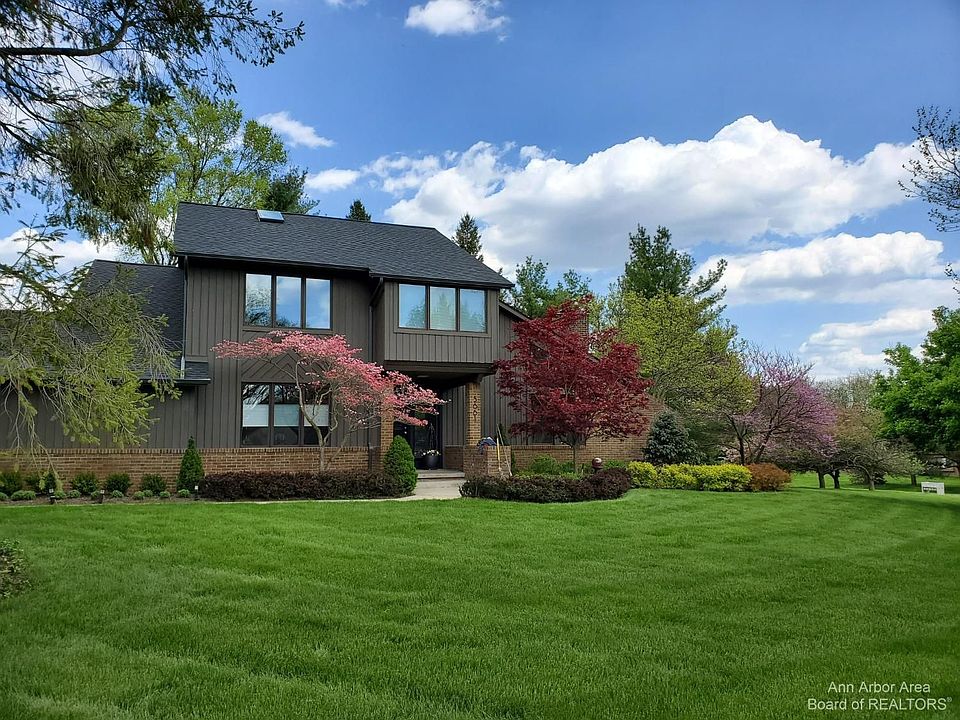 1st image of 5661 Tanglewood Dr