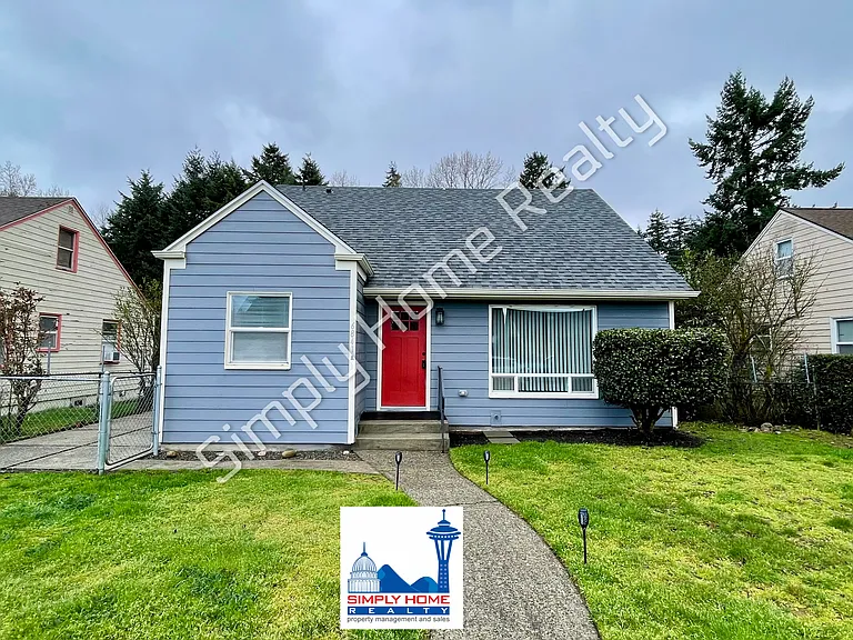 6841 S Wapato St #A — Photo 2
