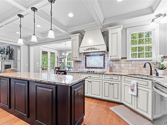 5th image of 13927 Elam Ln