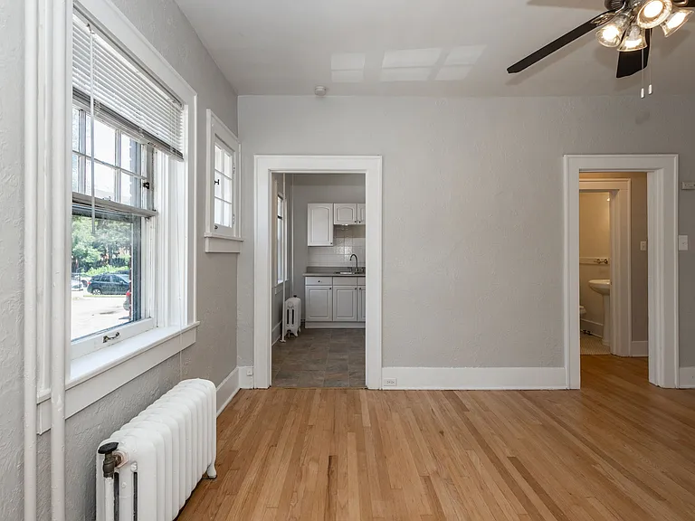 1027 Washington Street — Photo 19