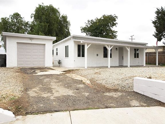 4th image of 15234 Pepper Ct