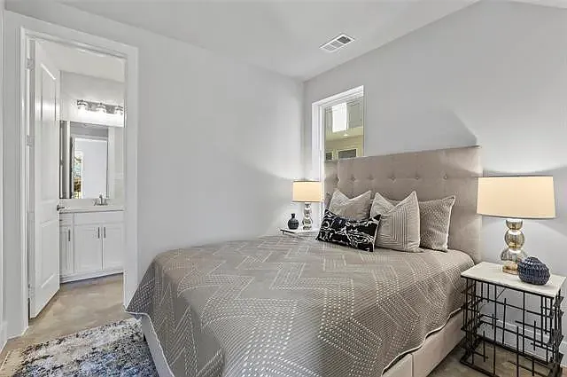 1106 Manderly Ct — Photo 28