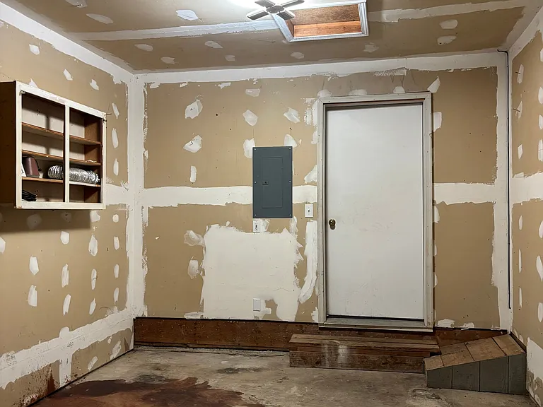 1012 Larch St — Photo 13