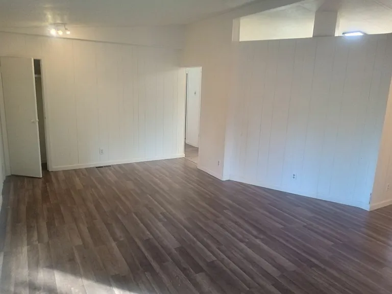 5935 Old Hwy #53 — Photo 13