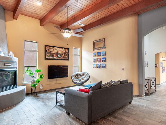5th image of 7616 Calle Carisma NE