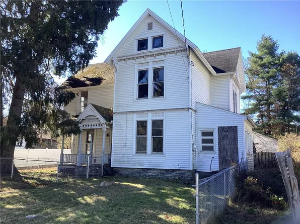 59 North St, Edmeston, NY 13335