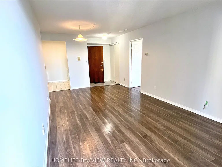 18 Hillcrest Ave #1708 — Photo 7