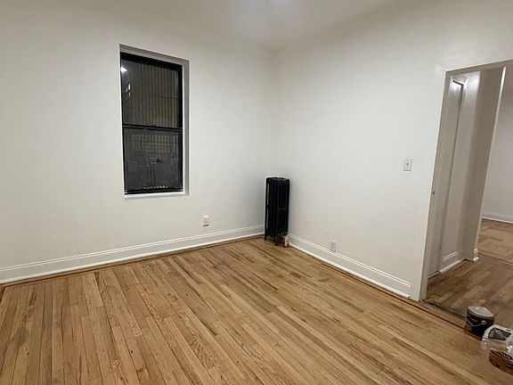 3rd image of 1075 Edison Ave #A-2