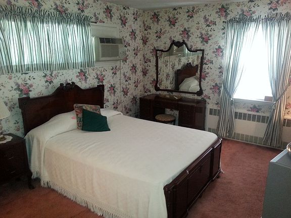 4th image of 486 Morris Ave