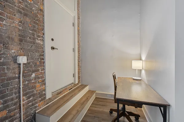 321 S Salina St #203 — Photo 16
