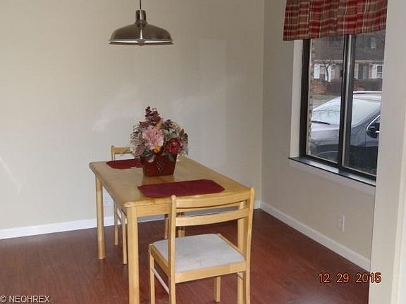 4th image of 1651 Mentor Ave APT 2303