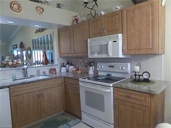 5th image of 5278 Fox Hollow Dr