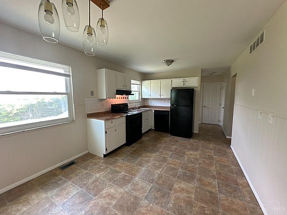 4th image of 5642 Buttercup Ln