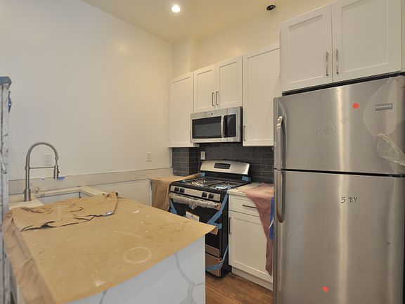 2nd image of 94 Lewis Ave #2NRENO
